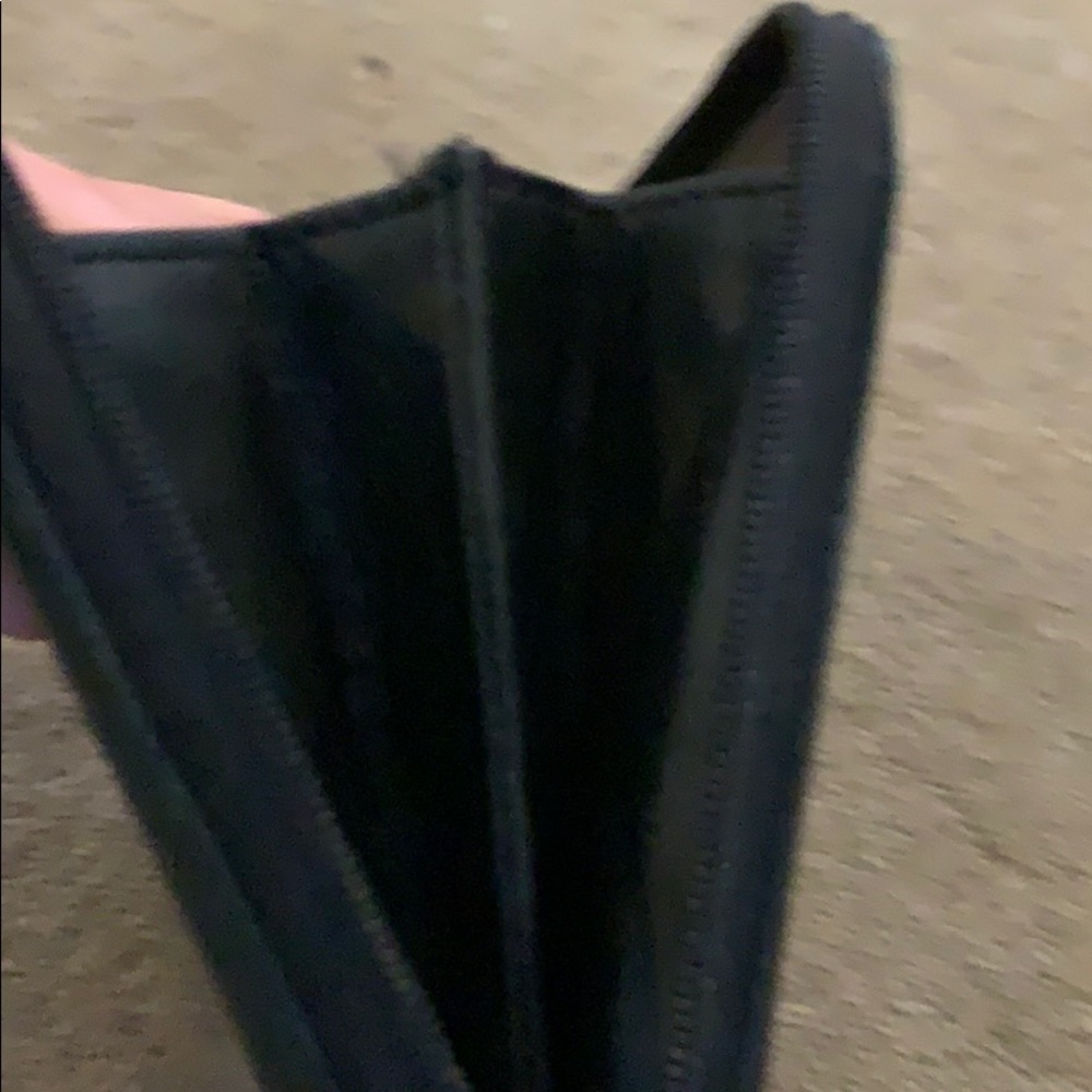 Wallet - Picture 5 of 5